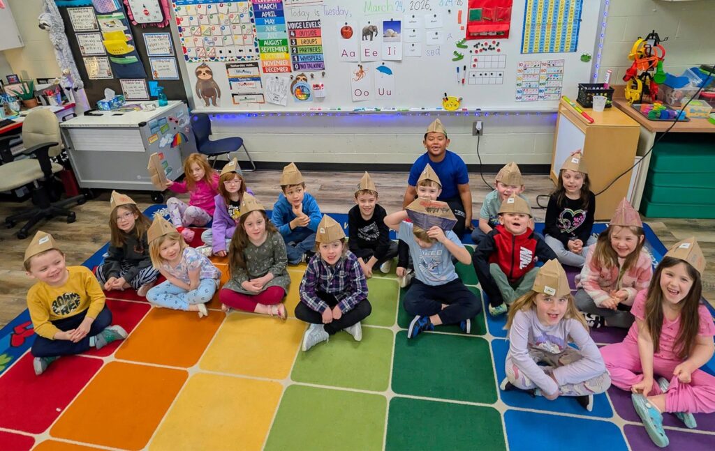 elementary kids classroom